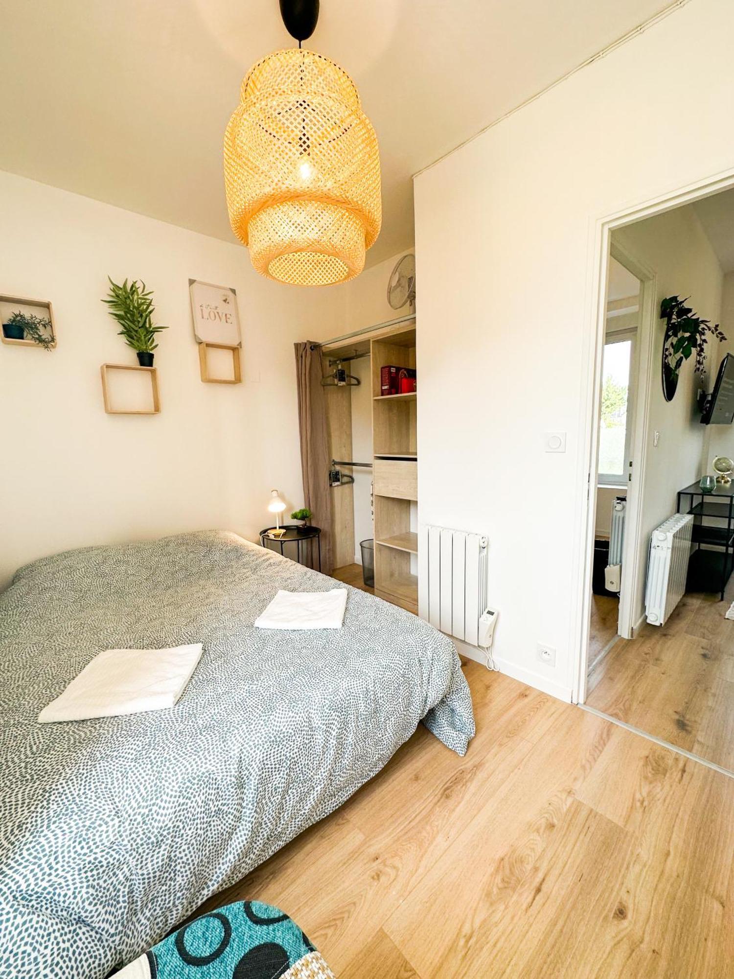 New: Agreable & Lumineux *Gare* Apartment Guingamp Exterior foto